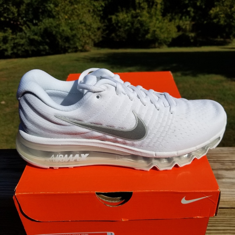 Kids sneakers